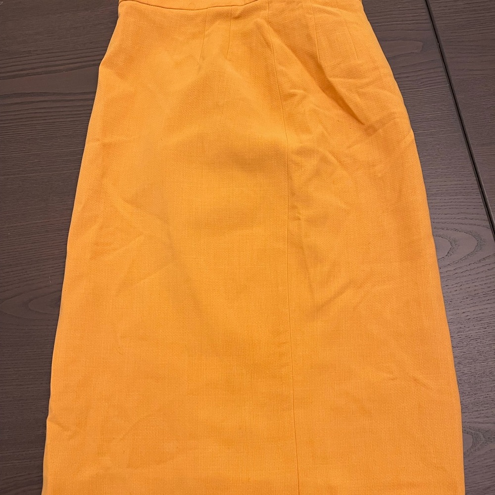 Dolce & Gabbana Yellow Midi Pencil Skirt for Casual Wear